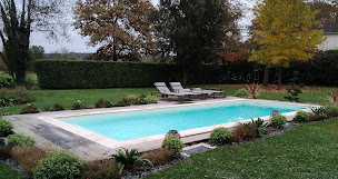 Photo n°1 de Piscine 64 | Création & Rénovation de Piscines, Bains nordiques, Spa, Cabines infrarouges, Saunas à Soumoulou (Magasin de matériel pour piscines)