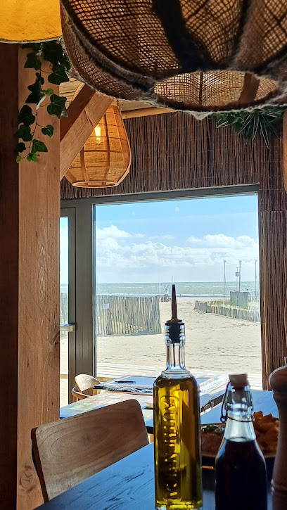 Lili Beach Café