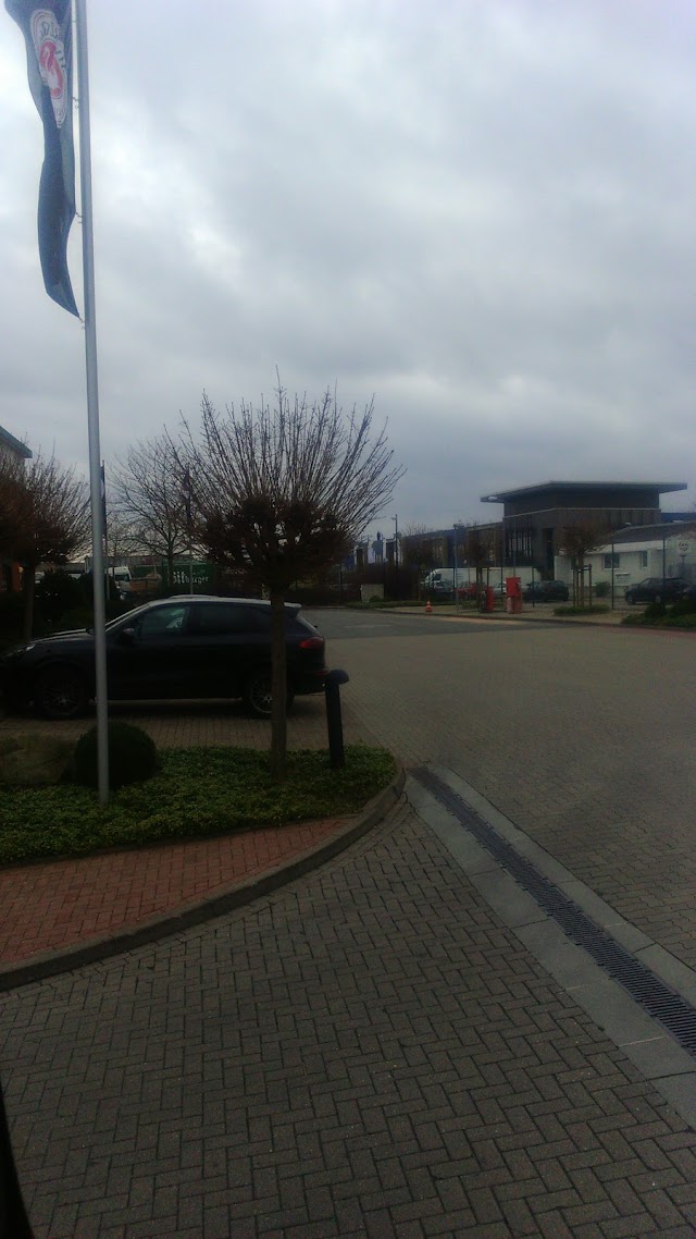 Schwarz Cranz GmbH & Co. KG
