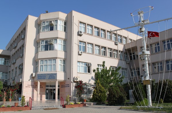 Dokuz Eylül Üniversitesi Sosyal Bilimler Enstitüsü, İzmir — adres, telefon,  yorumlar