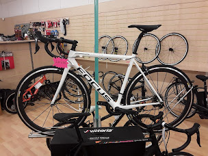 Photo n°2 de Nérac Cycles Yc EURL à Nérac (Magasin de vélos)