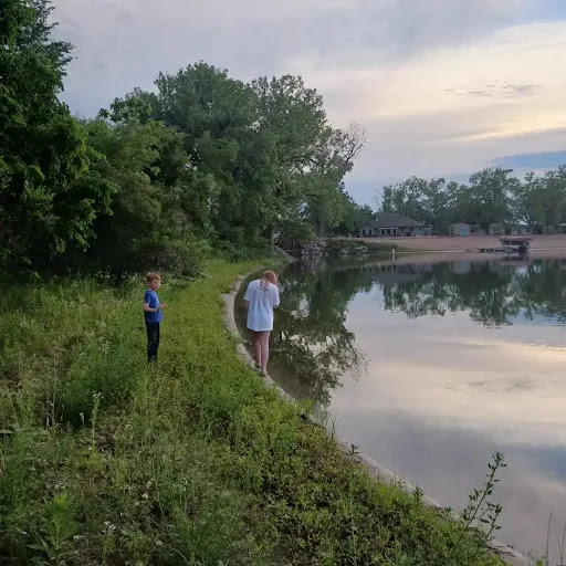 Thomas Lakes - Visual