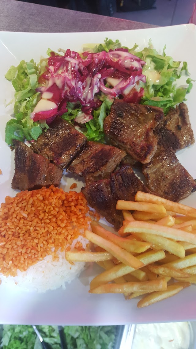 MADO KEBAB