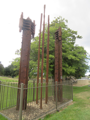 Beaconsfield Miners Memorial - Thumbnail