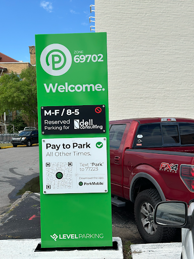 Level Parking #69702 - Visual