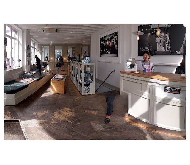 Radio London Hair Salon
