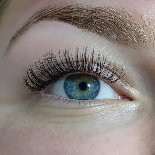 Linh's Lashes - Visual