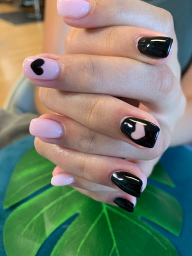 Happy Trails Nails and Art Studio - Thumbnail