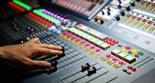 Audio-Plugin-UK - Visual