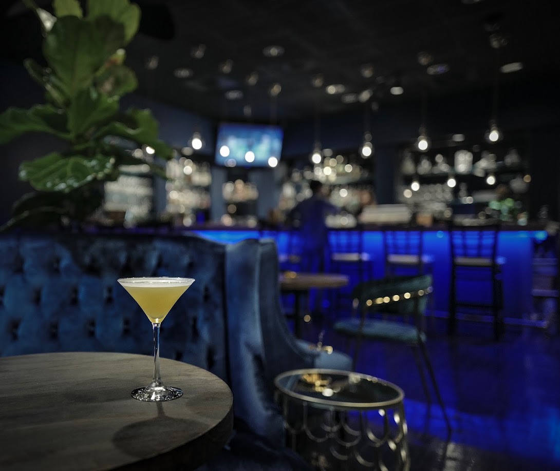 Blue Infinite Lounge at NAPA