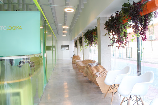 Clinica Dental Implantologika Dr. Frias