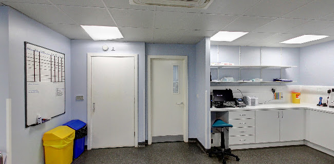 Garden Lodge Veterinary Clinic, Stormont - Veterinarian