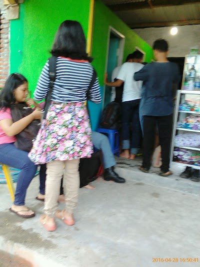 clothing-store