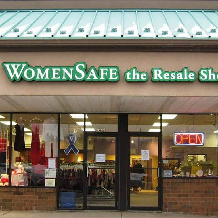 Women's Refuge Resale Shop 