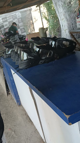 https://locastro.cl/