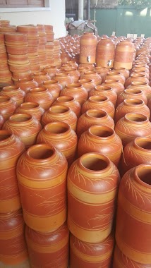 Ramya Flower Pots, Author: karunarathne Rodrigo