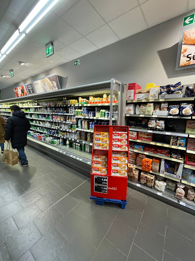Edeka Jusić - Visual