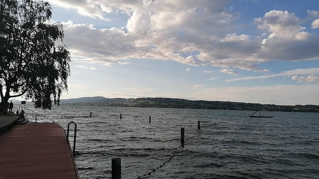 Kommentare und Rezensionen über Strandbad Freienbach