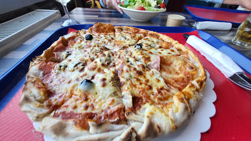 Photo 1 - La Tour De Pizz