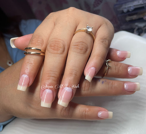 Jazmin DC Nails - Thumbnail