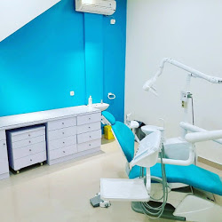 Axel Dental Cibubur - Klinik Dokter Gigi Keluarga Terpercaya, Author: Axel Dental Cibubur - Klinik Dokter Gigi Keluarga Terpercaya