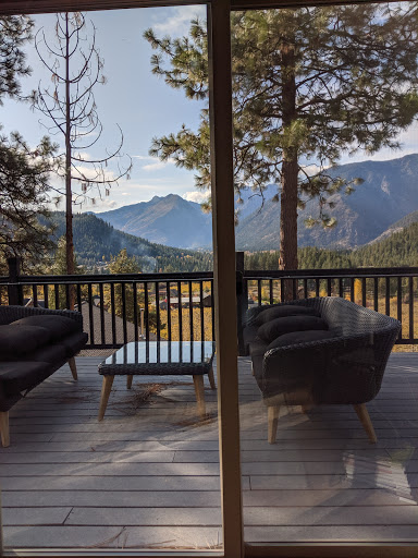 Fox Lodge - Visual