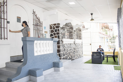 Healing Touch Physical Therapy