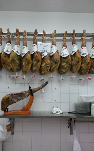 San Enrique supermarket