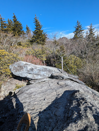 Grandfather Mountain Hiker Parking - Thumbnail