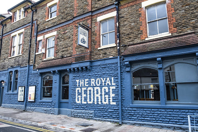 Comments and reviews of Royal George