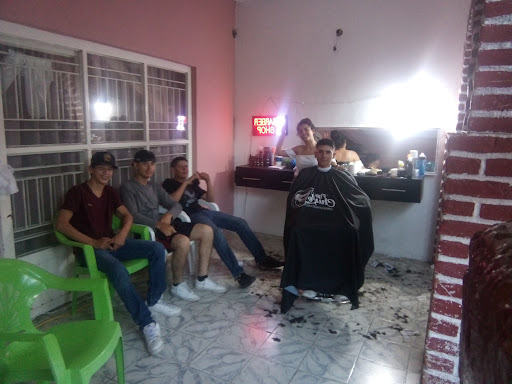 Guzmán Barber Shop