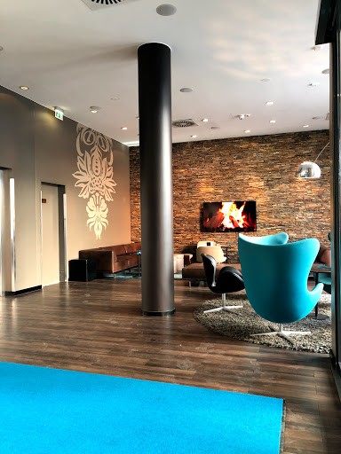 Hotel Motel One Nürnberg-City Gallery - Spain