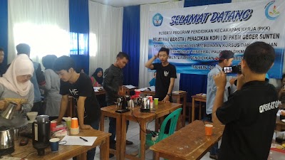Photos of Warehouse Maribaya