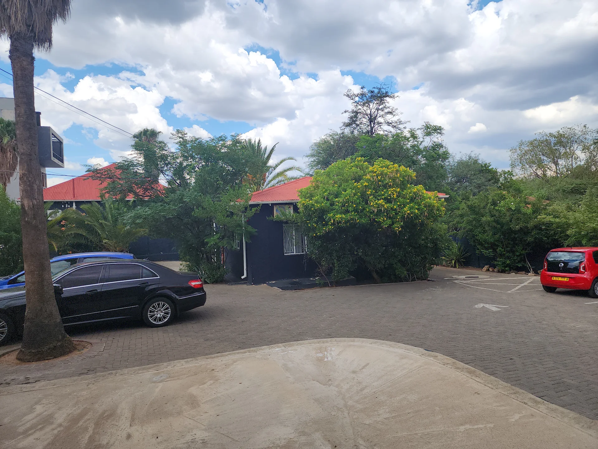 SirWine Hotel Windhoek