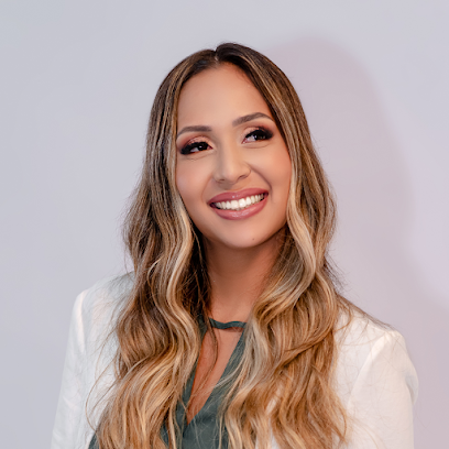 Dra. Keyla Mádia - Clínica de Estética em Osasco