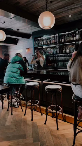 Ferg's Bar Open Times