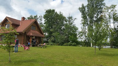 Photos of Dvīņumājas