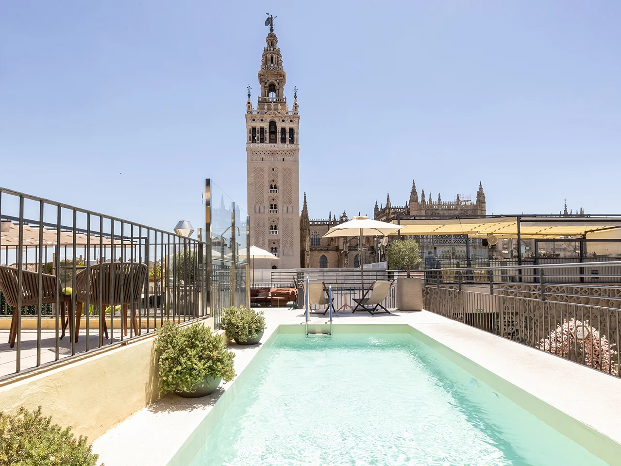 EME Catedral Mercer Hotel