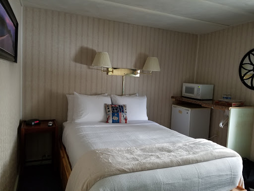 Grayhurst Hotel - Thumbnail