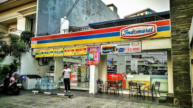 Indomaret Plus, Author: Andy Priyantoko