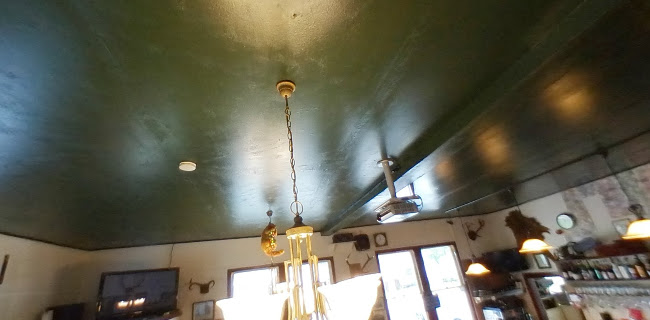 Whangamomona Hotel - Pub