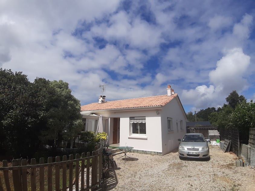 PRD Couverture - Toiture URGENCE DEPANNAGE FUITES St Gilles Croix de Vie - Les Sables - St Jean Monts - Noirmoutiers