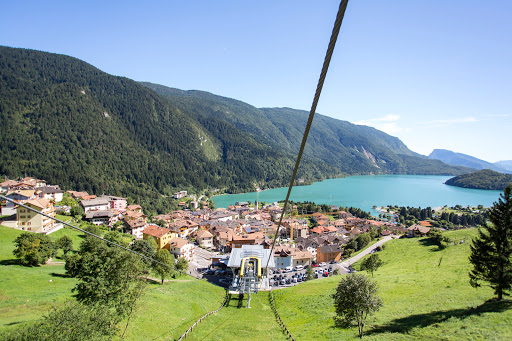 Area Sosta Camper Lago Di Molveno - Thumbnail
