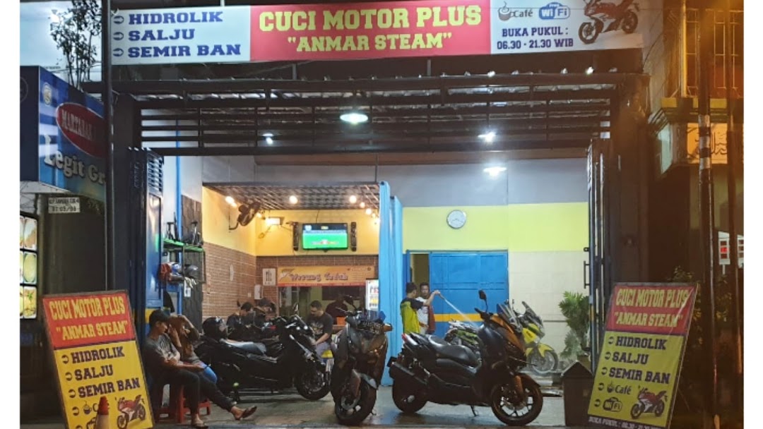 Steam motor terdekat 24 jam