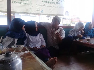 Photos of Mat Belel