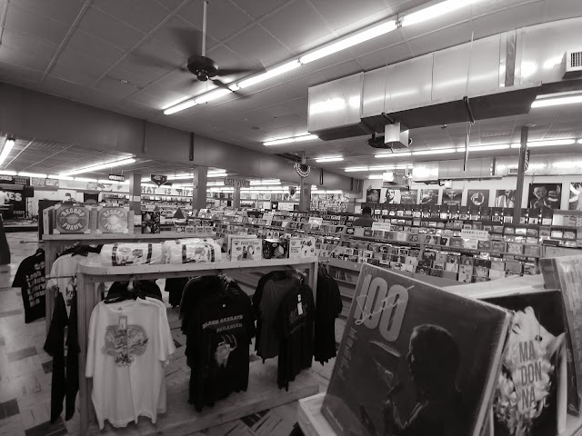 Peaches Records
