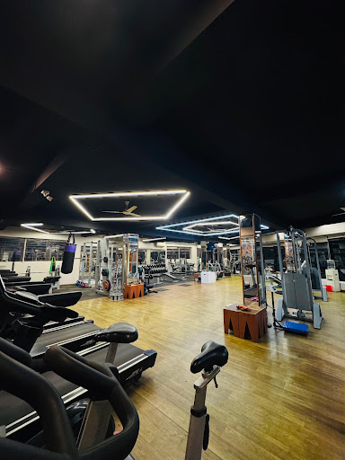 Fitness world gym