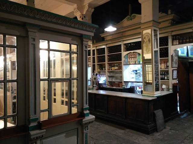 Bodegas La Conveniente