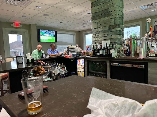 Pines Pub - Visual