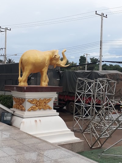 Photos of Ladtana Phetarmonchai Hotel